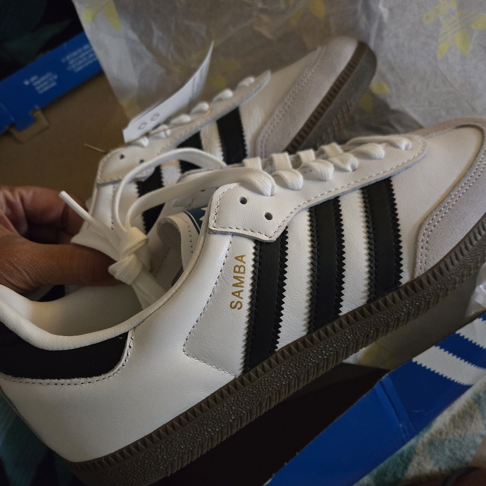 Adidas Samba OG, women's size 9